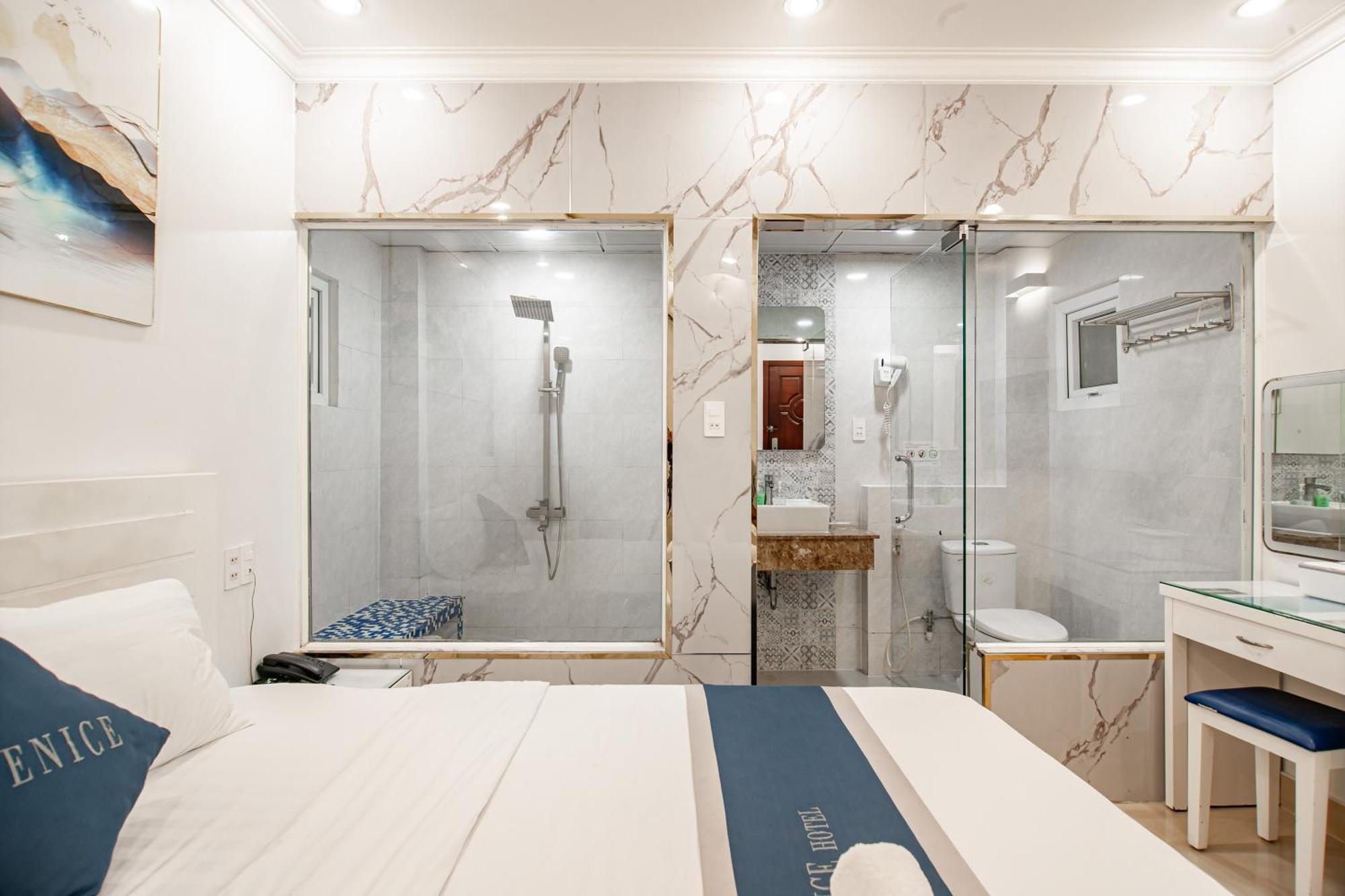Venice Hotel Хошимін Екстер'єр фото
